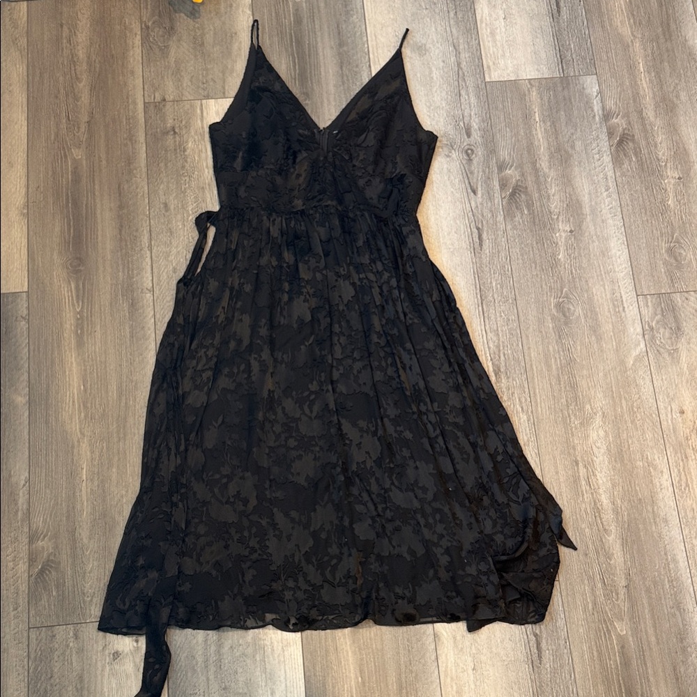 White House Black Market Dark Floral Midi Dress